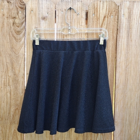 Shein - Glitter Skater Mini Skirt - Picture 2 of 8